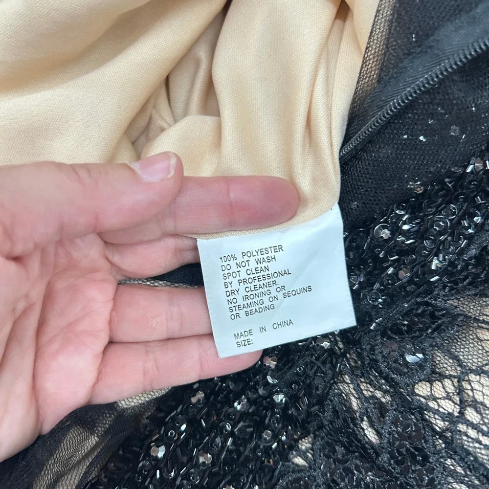 Rina di Montella Black Lace Sequin Cocktail Dress 10 Illusion Mesh Beaded Formal